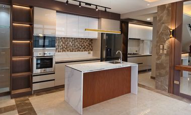 Brand New 3-Storey House in Baguio for sale