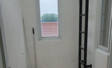 Ruko Strategis di Tebet Utara, Cocok untuk Kantor, 2 Akses Mobil, Lokasi Premium untuk Bisnis Anda