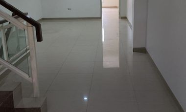 Ruko Strategis di Tebet Utara, Cocok untuk Kantor, 2 Akses Mobil, Lokasi Premium untuk Bisnis Anda