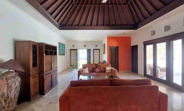 villa nusa dua mumbu,l villa luas cluster one gate