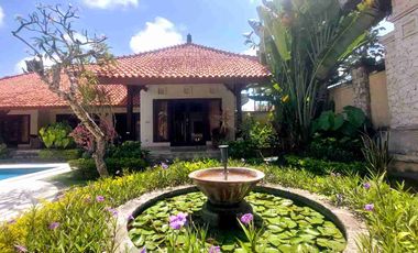 villa nusa dua mumbu,l villa luas cluster one gate
