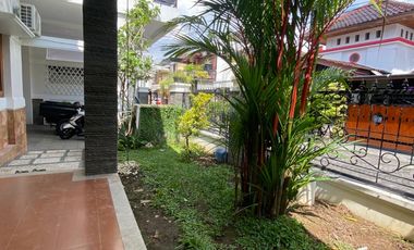 RUMAH MEWAH SEMI FURNISHED DEKAT MALL DI JOGJA,MURAH!