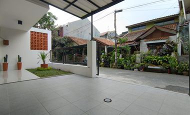 Rumah CANTIK AESTETIK di Soekarno Hatta MARGAHAYU RAYA METRO MIM MTC Bandung dijual MURAH Banget