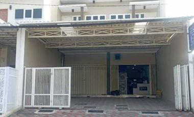 Ruko Baru, 2 Lantai, Ramai & Strategis di Jemursari, SBY