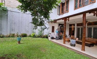 Rumah dijual Cipete Raya Kebayoran Baru Jaksel Bagus Buat Usaha Resto dll. Halaman Luas