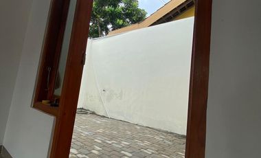 Rumah Baru Siap Huni 2 kamar Di Gedongan Colomadu Karanganyar dekat Pintu Tol Ngemplak Solo