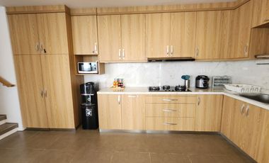 Dijual Cepat Villa Cantik 2 Lantai View Kota Bandung di Dago Village