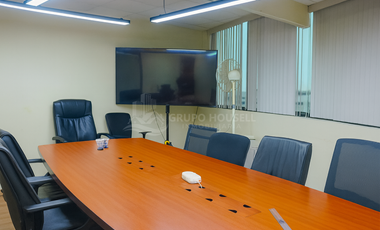 VENTA DE OFICINAS A PASOS DEL JOCKEY PLAZA - SURCO