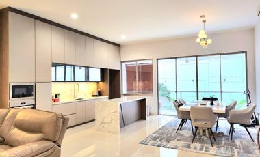 rumah mewah golf island pik ,fully furnish interior, uk:10x25m2 disewakan !!!