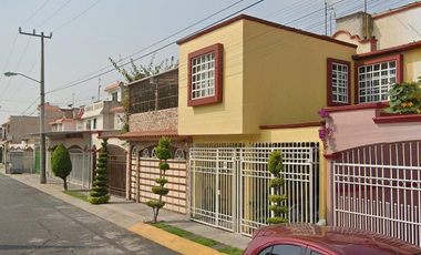 VENTA DE CASA EN FRACC LAS AMERICAS ECATEPEC