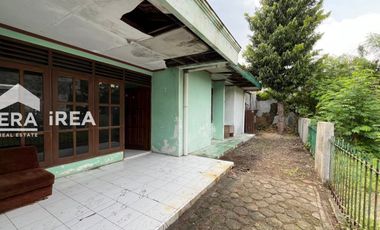 DIJUAL RUMAH DI SOLO DEKAT PASAR NUSUKAN