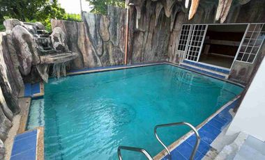 Overlooking Spacious 4BR Single Detached House & Lot w/ Own Pool @ Newtown Estate Pardo