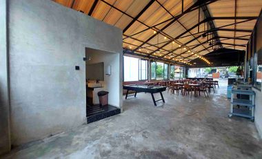 Turnkey Business! Over Contract Restaurant 8.5 Years Left – Ready to Continue!