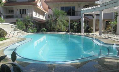 Cozy Three Bedrooms Townhouse in Summerfield Near Country Mall