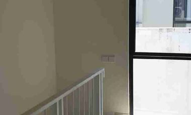 DISEWAKAN  RUMAH CENTRAL PARK JUANDA