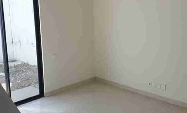 DISEWAKAN  RUMAH CENTRAL PARK JUANDA