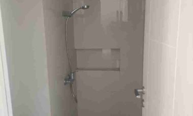 DISEWAKAN RUMAH CENTRAL PARK JUANDA (3)