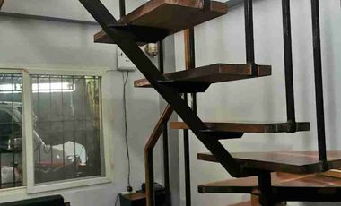 SINGLE ATTACHED HOUSE WITH 2 BEDROOMS AND GATED NOT IN THE SUBDIVISION.