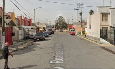 COHC (EMB) CASA EN VENTA DE CONTADO EN REAL DEL VALLE EDO MEX