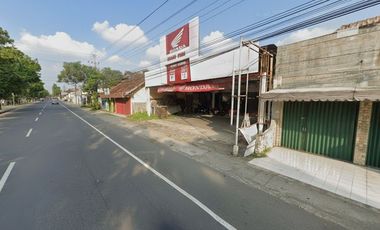 Dijual Ruko Strategis di Jl. Jogja Solo km 10 Sorogenen Yogyakarta