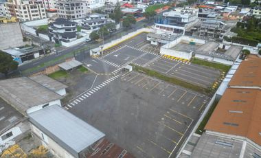 ARRIENDO LOTE CON CONSTRUCCIONES EN LA SEIS DE DICIEMBRE Y FRESNOS AL NORTE DE QUITO CERCA AL SANTA MARIA SOLCA CUARTEL RUMIÑAHUI