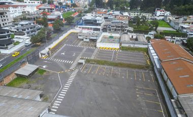 ARRIENDO LOTE CON CONSTRUCCIONES EN LA SEIS DE DICIEMBRE Y FRESNOS AL NORTE DE QUITO CERCA AL SANTA MARIA SOLCA CUARTEL RUMIÑAHUI