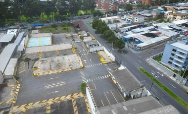 ARRIENDO LOTE CON CONSTRUCCIONES EN LA SEIS DE DICIEMBRE Y FRESNOS AL NORTE DE QUITO CERCA AL SANTA MARIA SOLCA CUARTEL RUMIÑAHUI