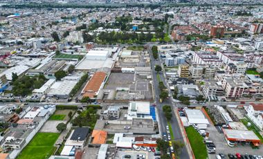 ARRIENDO LOTE CON CONSTRUCCIONES EN LA SEIS DE DICIEMBRE Y FRESNOS AL NORTE DE QUITO CERCA AL SANTA MARIA SOLCA CUARTEL RUMIÑAHUI