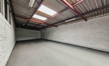 ARRIENDO LOTE CON CONSTRUCCIONES EN LA SEIS DE DICIEMBRE Y FRESNOS AL NORTE DE QUITO CERCA AL SANTA MARIA SOLCA CUARTEL RUMIÑAHUI