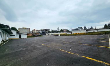 ARRIENDO LOTE CON CONSTRUCCIONES EN LA SEIS DE DICIEMBRE Y FRESNOS AL NORTE DE QUITO CERCA AL SANTA MARIA SOLCA CUARTEL RUMIÑAHUI