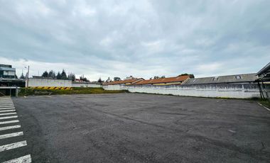 ARRIENDO LOTE CON CONSTRUCCIONES EN LA SEIS DE DICIEMBRE Y FRESNOS AL NORTE DE QUITO CERCA AL SANTA MARIA SOLCA CUARTEL RUMIÑAHUI