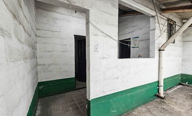 ARRIENDO LOTE CON CONSTRUCCIONES EN LA SEIS DE DICIEMBRE Y FRESNOS AL NORTE DE QUITO CERCA AL SANTA MARIA SOLCA CUARTEL RUMIÑAHUI