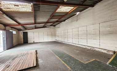 ARRIENDO LOTE CON CONSTRUCCIONES EN LA SEIS DE DICIEMBRE Y FRESNOS AL NORTE DE QUITO CERCA AL SANTA MARIA SOLCA CUARTEL RUMIÑAHUI