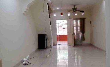 Rumah Taman Palem Lestari