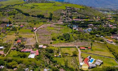 Lotes de Venta en Yunguilla con Agua