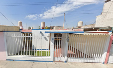 CC CASA EN Cancer 89, Lote 9 Manzana 306 San Pablo de las Salinas Cuautitlán Izcalli Edo. de México