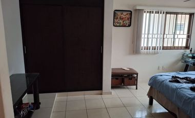 CASA EN VENTAA UNOS METROS DE MALECON EN PALOS PRIETOS MAZATLAN SINALOA