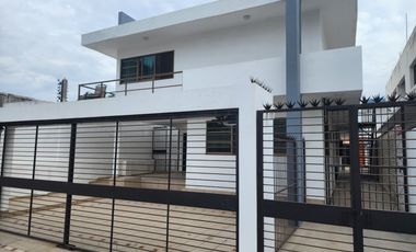 CASA EN VENTAA UNOS METROS DE MALECON EN PALOS PRIETOS MAZATLAN SINALOA