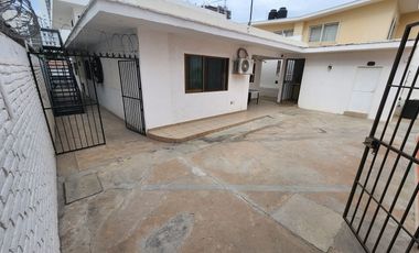 CASA EN VENTAA UNOS METROS DE MALECON EN PALOS PRIETOS MAZATLAN SINALOA