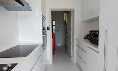 CASA EN VENTA AMUEBLADA EN HARAS DEL BOSQUE.