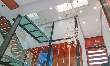 CASA EN VENTA AMUEBLADA EN HARAS DEL BOSQUE.