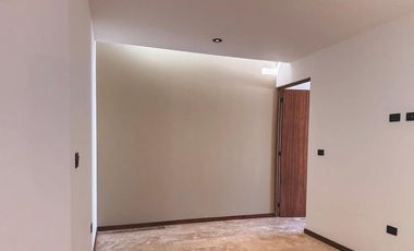 Excelente casa en venta en San Angel V