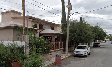 ¡ESPECTACULAR Y AMPLIA CASA EN VENTA! APROVECHA EL PRECIO BAJO - Cedro 2607, Santa Monica, 25720 Monclova, Coah.