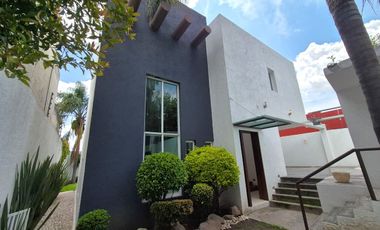 CASA EN RENTA EN LA CONCEPCIÓN ZAVALETA