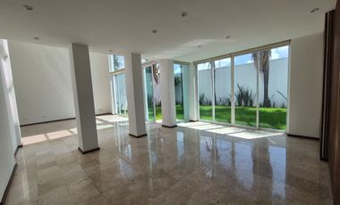 CASA EN RENTA EN LA CONCEPCIÓN ZAVALETA