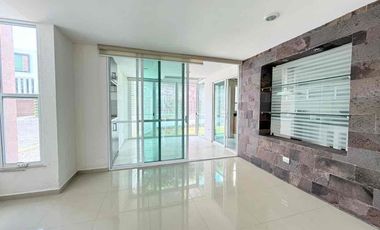 Casa en Renta Lomas de Angelópolis II