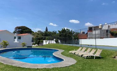 🏡 CASA EN VENTA – JIUTEPEC CENTRO 💰 $3,200,000 MXN  📍 Ubicación: * Jiutepec Centro * Cerca de comercios, escuelas y vías principales