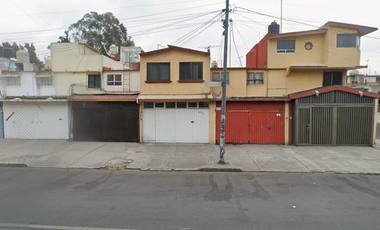 CASA EN CALZ. DE LAS BOMBAS, CULHUACAN, COYOACAN,CIUDAD DE MÉXICO. ¡¡NO CREDITOS!!