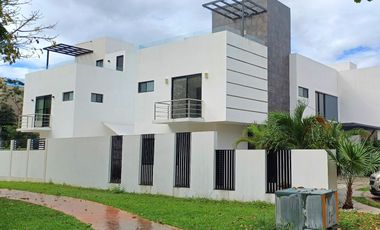 Casa en Renta en Cancún doble  Terreno en Residencial Arbolada