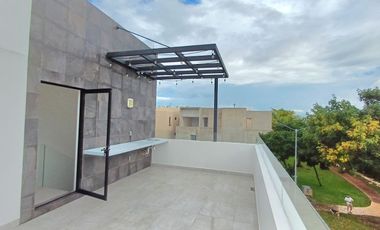 Casa en Renta en Cancún doble  Terreno en Residencial Arbolada